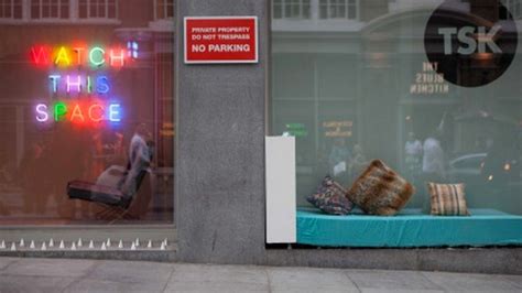 Anti Homeless Spikes Turned Into Bed And Library By