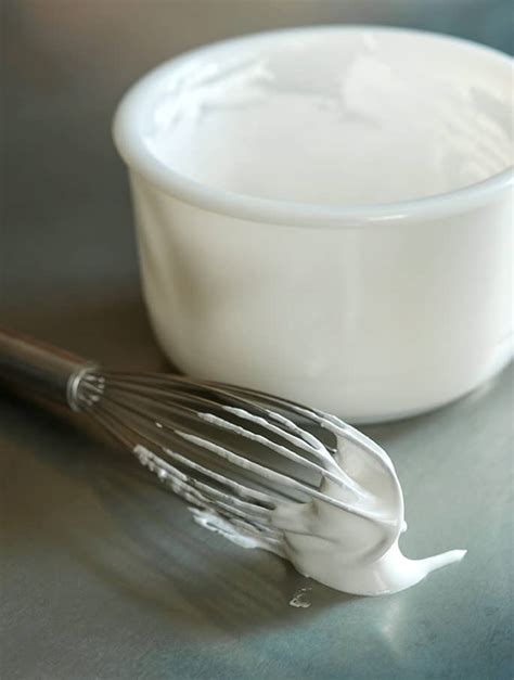 Homemade Marshmallow Creme For Scooping Spreading Or Dipping