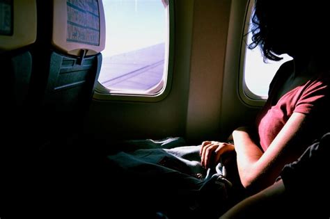 The Etiquette Of Reclining Your Airplane Seat