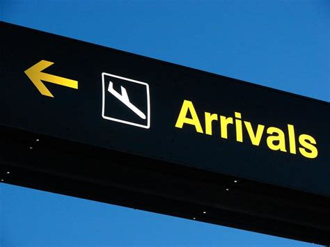 arrivals arrivals sign  cork airport    pict flickr