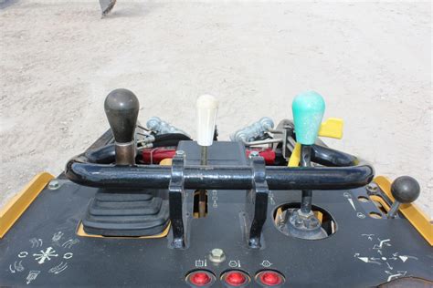 vermeer stx mini skid steer equipment listings hendershot equipment