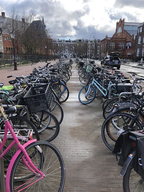 bikes  amsterdam rtravel