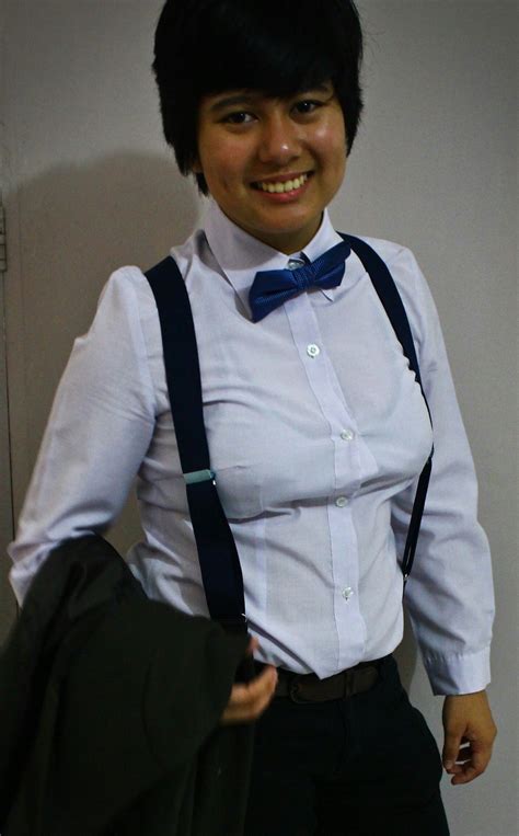 pin de julia nolan en woman shirt with bow tie camisa