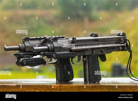 submachine gun  res stock photography  images alamy