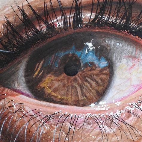incredible close    eyes   pencil drawings