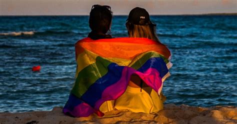 Cuba Legalizes Same Sex Marriage Adoption In Historic Referendum