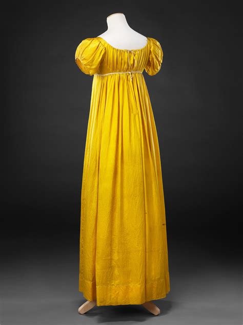 dress    underdress   regency dress historical