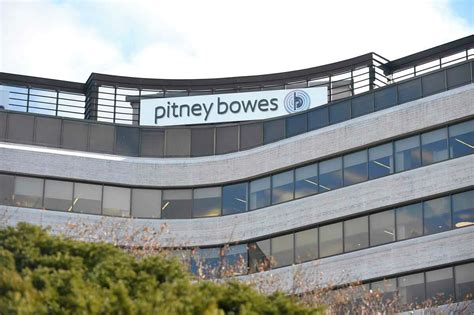pitney bowes  sell software business   figures