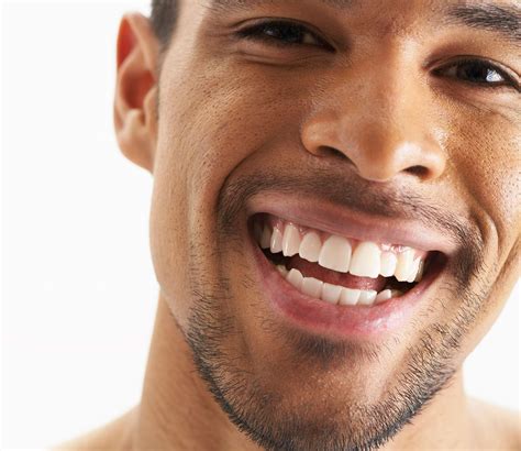 6 Natural Ways To Whiten Your Teeth