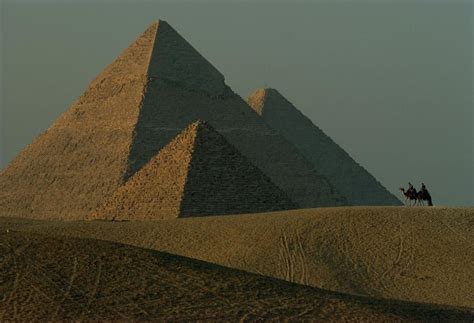Scientists Discover A Void Inside The Great Pyramid Of Giza