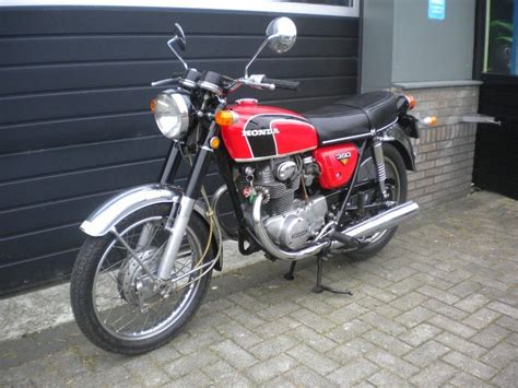 oldtimer motoren te koop oude klassieke motorfietsen honda cb motor honda