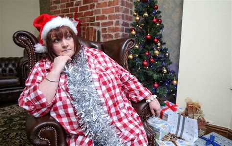 mum of two lynn cassidy has never got over finding out santa isn t real