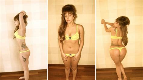 women modeling naked naked babes
