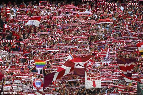 Bayern Munich To Raise €1m For Syrian Refugees With Asylum Seekers To