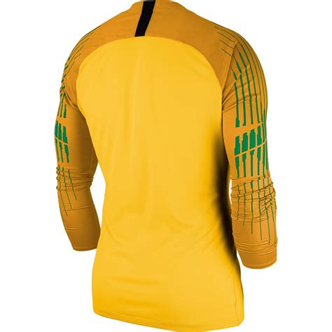 nike goalkeeper shirt junior sportsdirectcom ireland