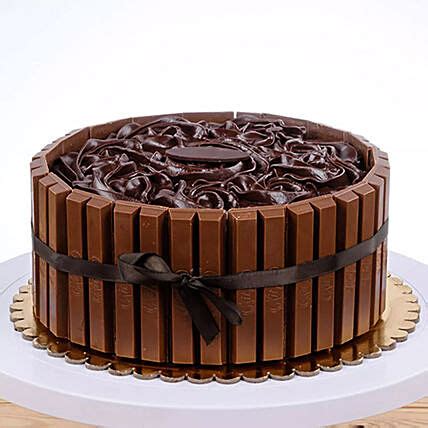 kitkat chocolate cake gift delivery  kuwait ferns  petals