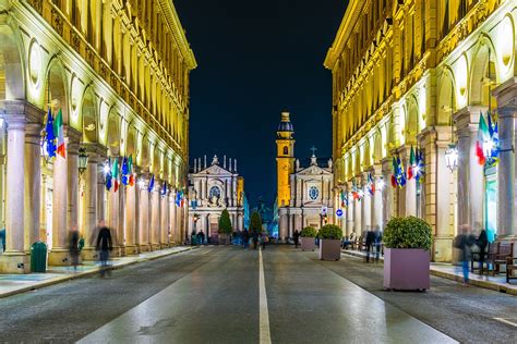 turin   turin  famous   guides