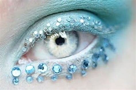 pin  siren school  kiss makeup crystal blue eyes eye makeup