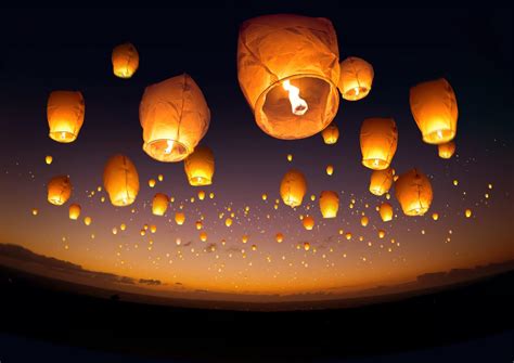 flying chinese lantern white bem fireworks wwwbemca