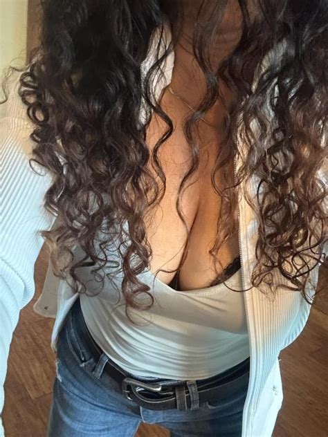 kailani kai ️ las vegas may 5th 11th on twitter tits and curls 🔥