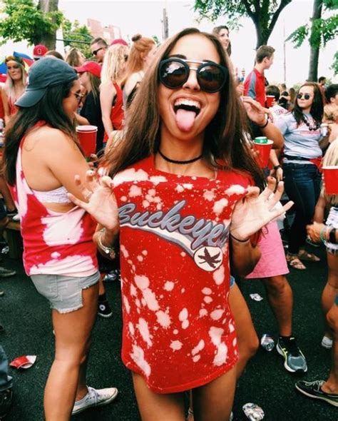 10 Adorable Gameday Outfits At Ohio State University Society19 Ohio
