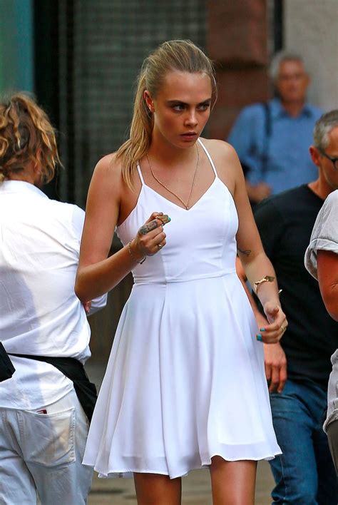cara delevingne goes all taylor swift in nyc irish