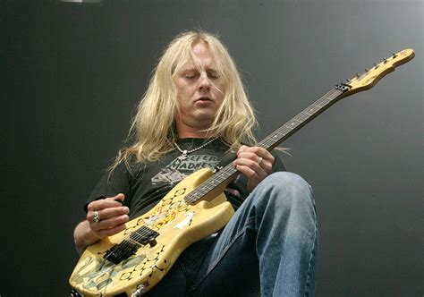 birthday boy jerry cantrell iheart