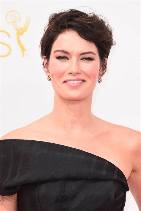 lena heady s great black dress at the 2014 emmy awards lainey gossip entertainment update