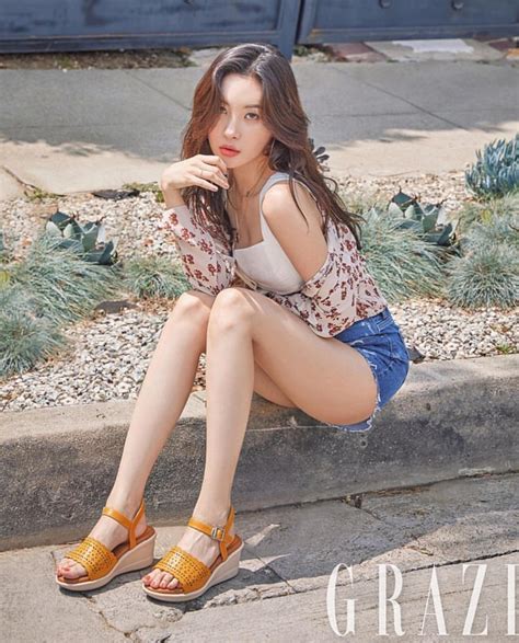 sunmi    goddess  summer    magazine photoshoot koreaboo