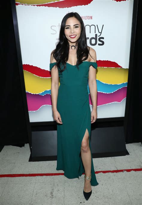 youtuber anna akana came out after lesbian threesome pinknews · pinknews
