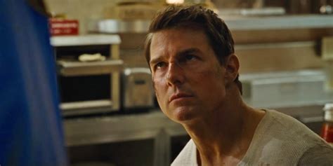 jack reacher never go back trailer is the way action movies should be