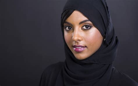Top 10 Weird Things You Should Never Say To A Hijabi How