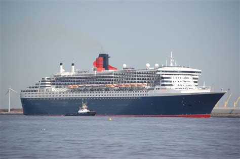 queen mary  history   making