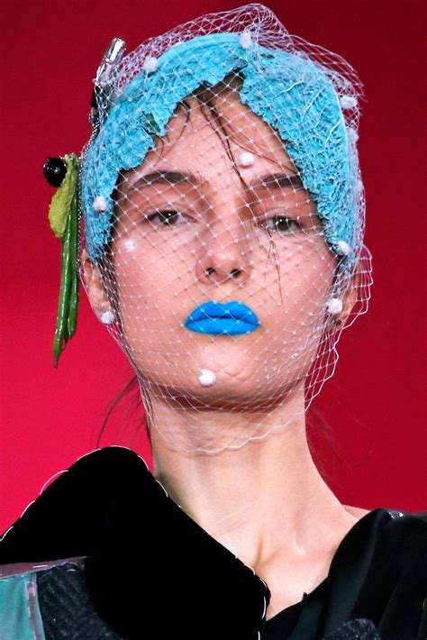 best hair and makeup looks from spring 2020 couture fashion week elle