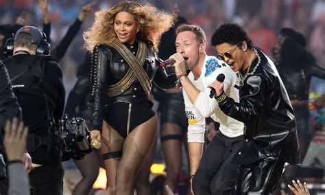 greatest super bowl halftime shows updated  ranked   win