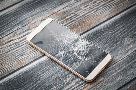 cracked screen save money  phone repair services