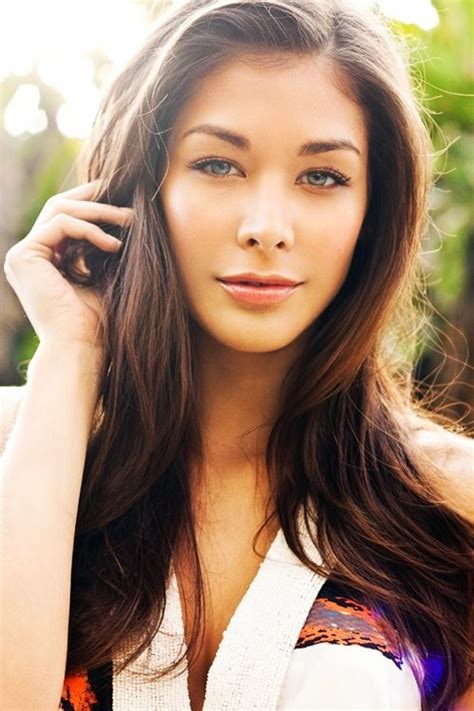 Use Bronzer 8 Makeup Tips For Latina Women Makeup