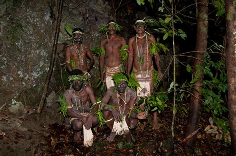 The Puri Puri Men Of Tufi In Papua New Guinea Nomadicpixel