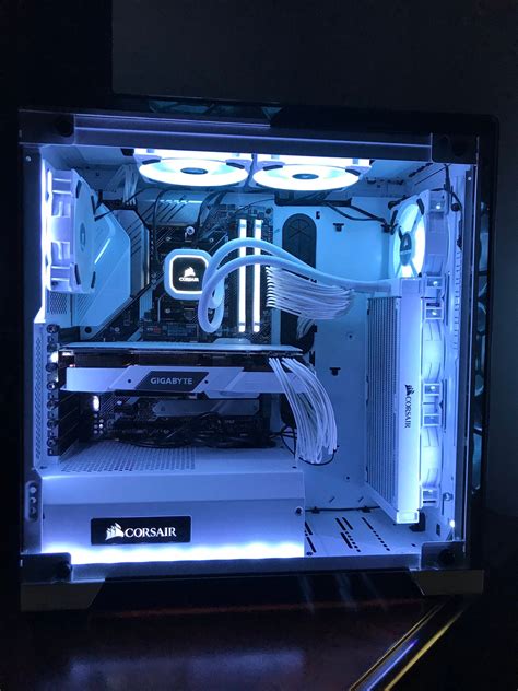 close picture    white theme pc build    week rgamingpc