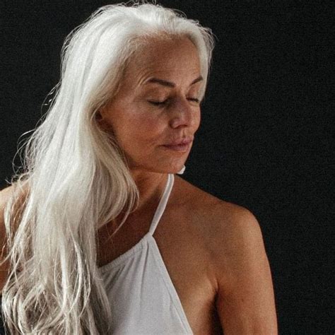 60 Year Old Model Puts Sexed Up Swimsuit Ads To Shame In Stunning