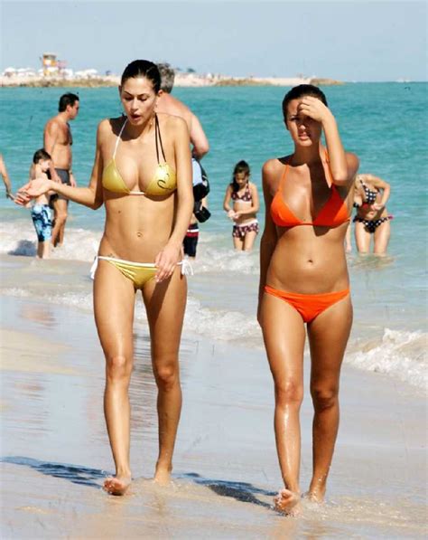 Magnificent Body Melissa Satta Gold Thong Bikini As She