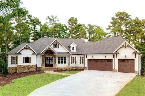 story country craftsman house plan  screened porch tw architectural designs