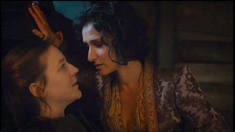 Game Of Thrones Yara Greyjoy Kissing Ellaria Sand Hd Youtube