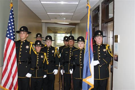 sheriffs honor guard attends fallen dallas officers funeral  brand  country kmts