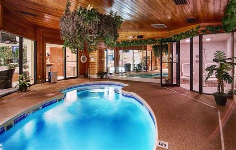 Top 10 印第安納波利斯錫巴里斯泳池套房附近最佳飯店 Tripadvisor