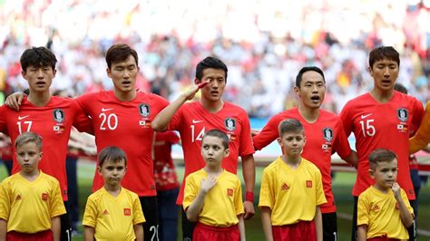 Eggs Thrown At South Korea Squad Upon Return From World