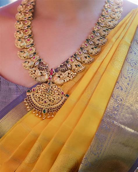 gorgeous bridal gold necklace designs   modern bride