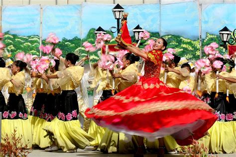 guide to sinulog in cebu the philippines biggest fiesta