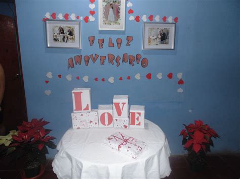 Decoración Para Aniversario De Bodas Con Guirnaldas De Corazones Y La