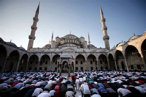 aid el fitr la fete de rupture du jeune du ramadan celebree dimanche